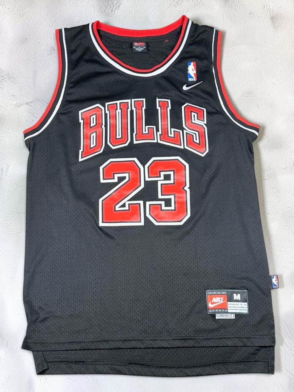 Vintage Nike Chicago Bulls Michael Jordan 23 Jersey Size M Black Basketball